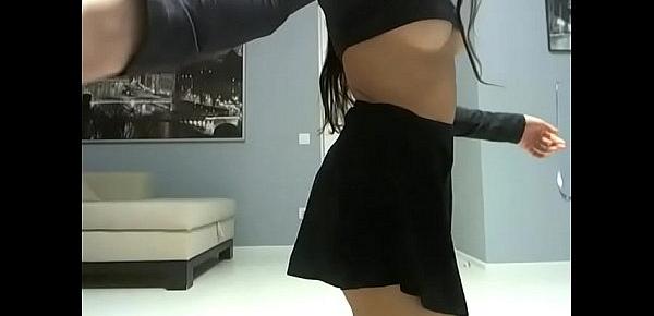  Hot girl mini skirt ass show
